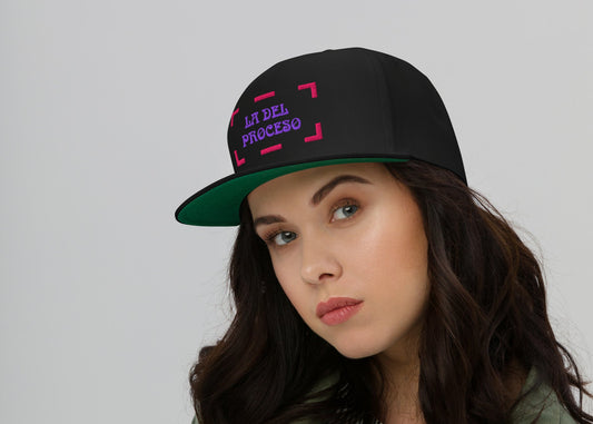 La Del Proceso ''Gorra En Bordado''