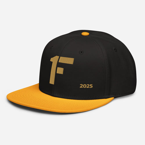1F 2025 ''Gorra snapback En Bordado''